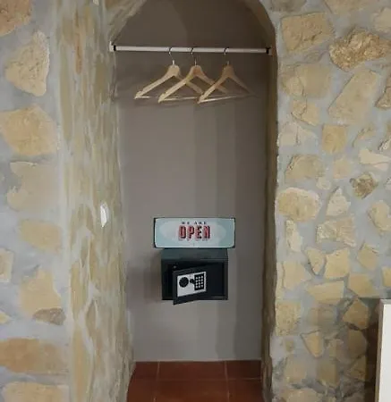 Al - Haoleguesthouse Sobral de Monte Agraço