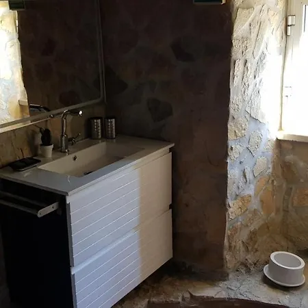 Al - Haoleguesthouse * Sobral de Monte Agraço