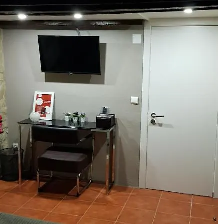 Al - Haoleguesthouse *