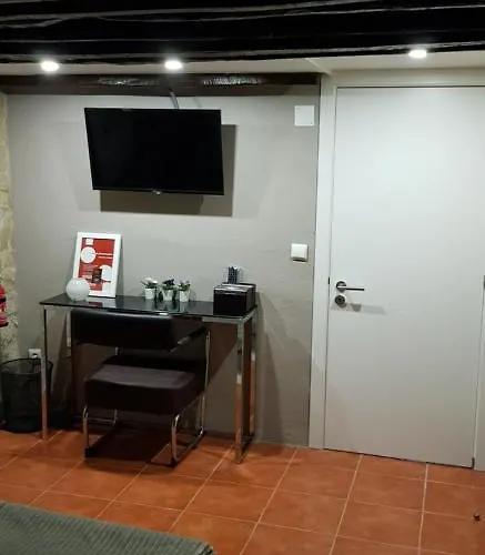 Al - Haoleguesthouse *